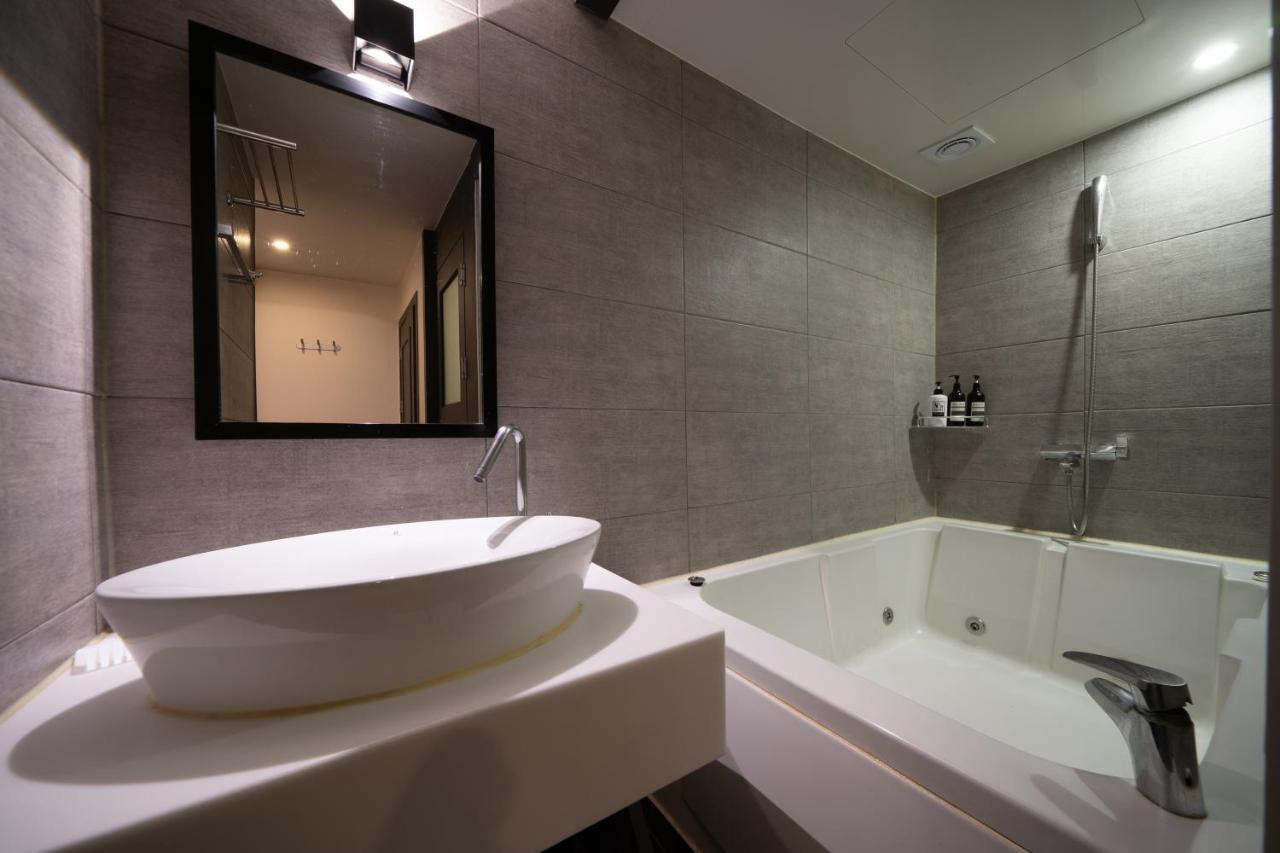 No25 Hotel Yeonsan ปูซาน ภายนอก รูปภาพ